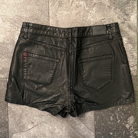 NWOT BDG shorts - Picture 2 of 6